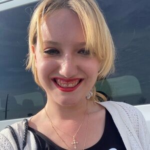 ✨Meet your Posher, Lindsey✨